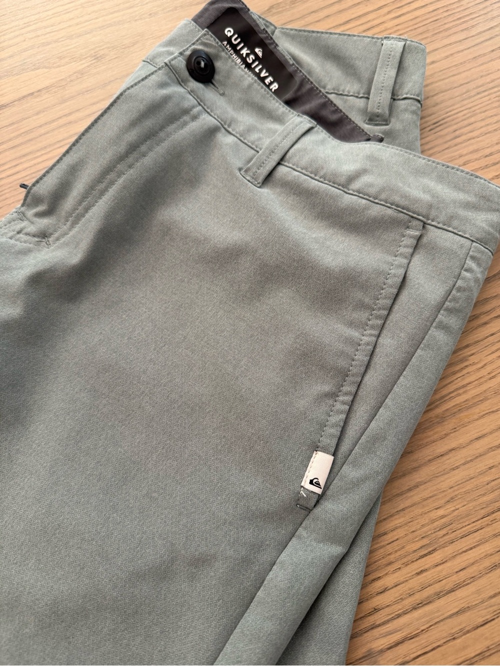 Quiksilver Amphibian Shorts Men’s 32 Gray 4-Way Stretch DryFlight